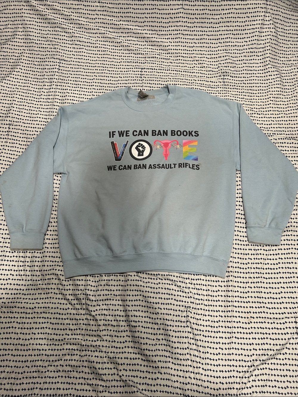 Women’s XL Light Blue VOTE Sweatshirt